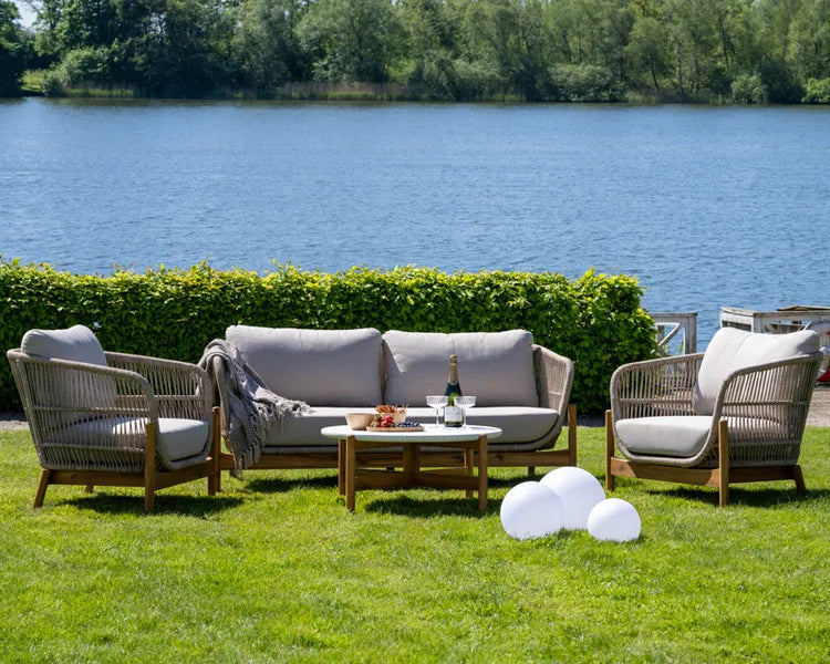 Outdoor Lounge Sets